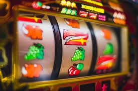 Tampilan permainan slot online berkualitas di kingkong633 dengan berbagai tema menarik